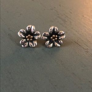 James Avery Retired April flower earrings